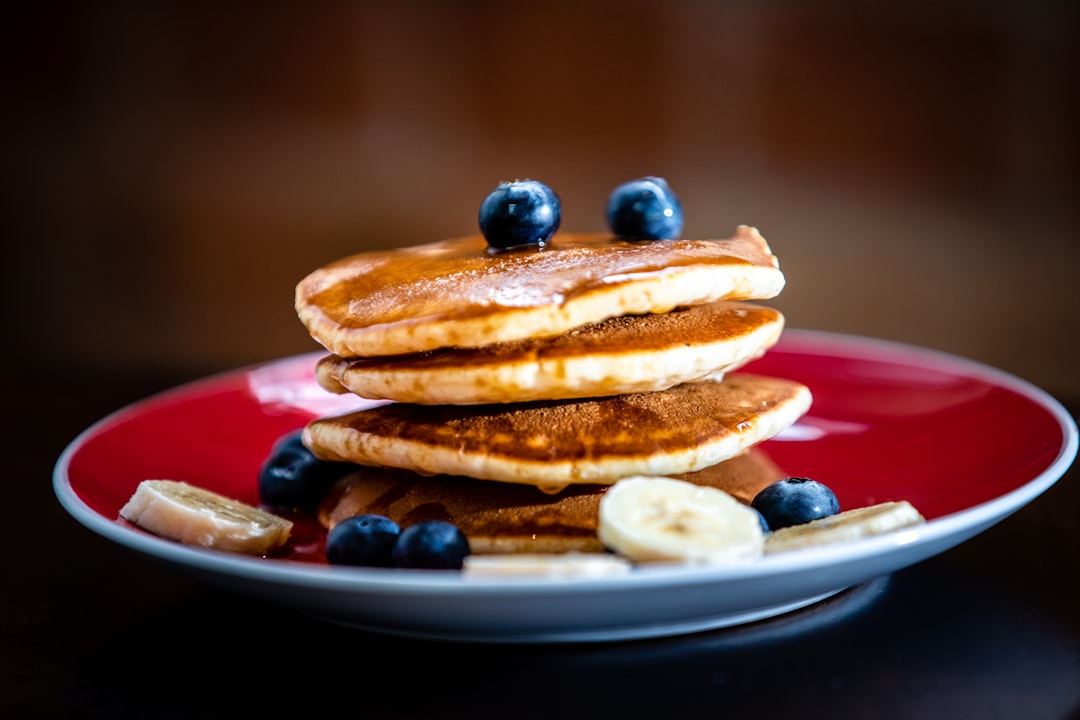 découvrez des pancakes de sarrasin, une délicieuse alternative sans gluten. parfaits pour un petit-déjeuner sain et savoureux, ces pancakes moelleux et nutritifs sauront ravir vos papilles à tout moment de la journée.