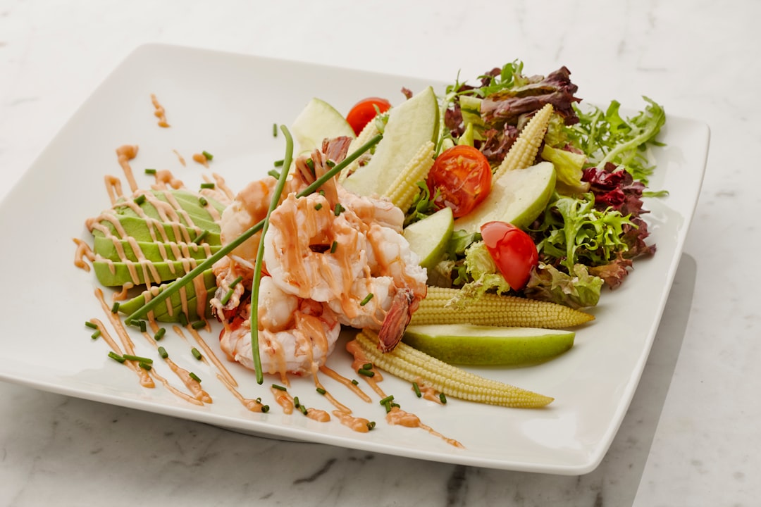 découvrez nos délicieuses salades gourmet, alliant fraîcheur et originalité. succombez à des recettes savoureuses préparées avec des ingrédients de qualité, idéales pour un repas léger, sain et raffiné.